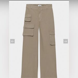 Aritzia TNA Beige Picture Cargo Pants 00